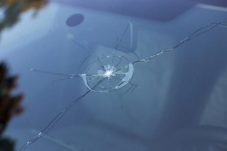 Les étapes pour cahnger de pare brise d'une voiture sans permis